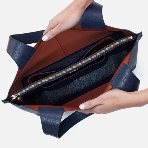 Gently Used HOBO Vida Tote Shoulder Bag Mood Índigo Micro Pebbled Leather - Picture 2 of 16